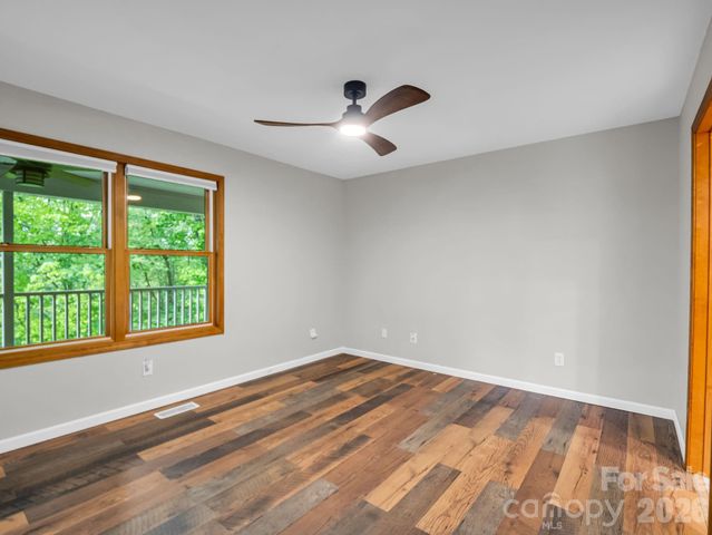180 Canaday Drive, Brevard, NC 28712