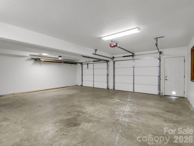 180 Canaday Drive, Brevard, NC 28712