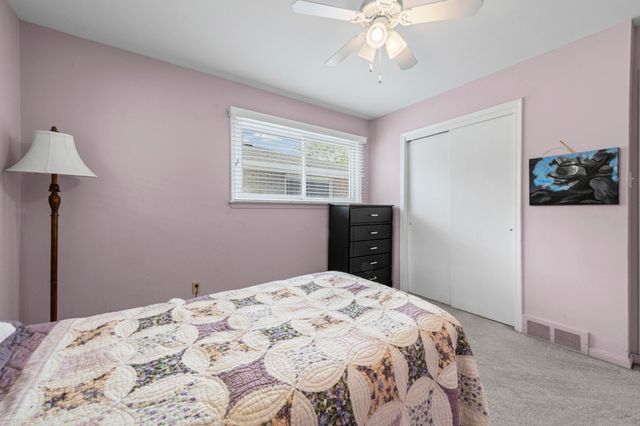 22943 Edgewood Street, St Clair Shores, MI 48080