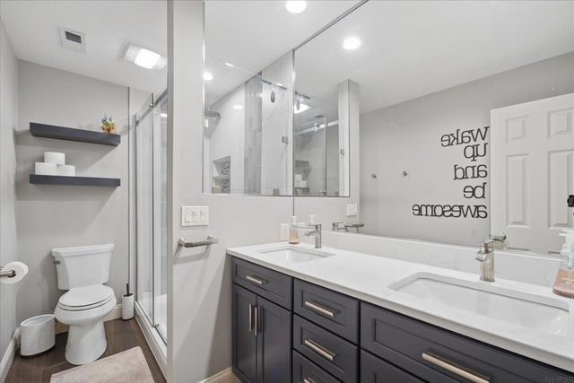 1957 Falcon Ridge, Waterloo, IA 50701