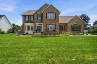 1957 Falcon Ridge, Waterloo, IA 50701