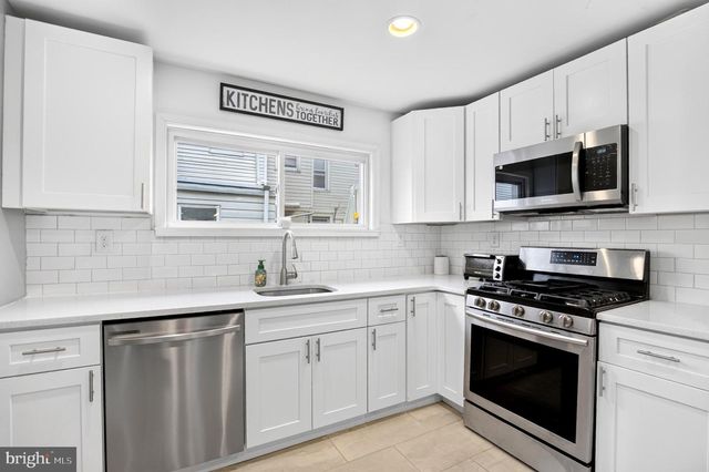 141 MIFFLIN ST, Philadelphia, PA 19148