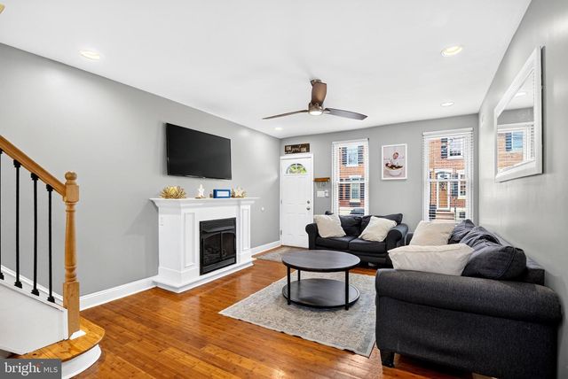 141 MIFFLIN ST, Philadelphia, PA 19148