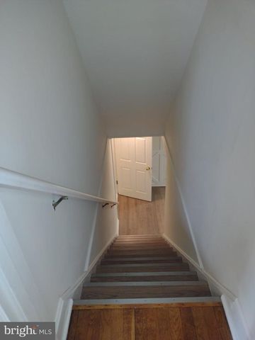 812 FOREST GLEN RD, Silver Spring, MD 20901