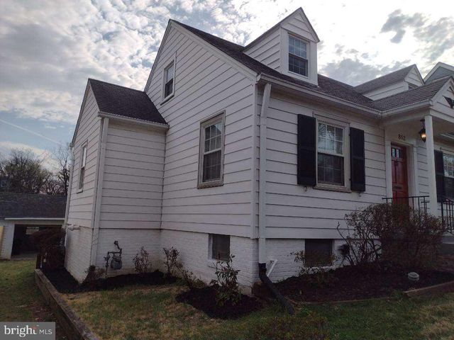 812 FOREST GLEN RD, Silver Spring, MD 20901