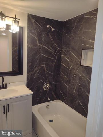 812 FOREST GLEN RD, Silver Spring, MD 20901