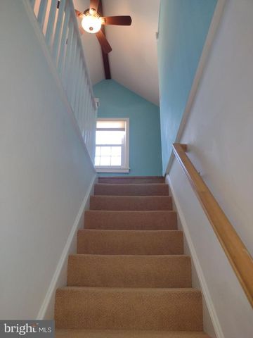 812 FOREST GLEN RD, Silver Spring, MD 20901