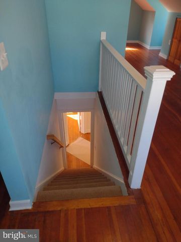 812 FOREST GLEN RD, Silver Spring, MD 20901