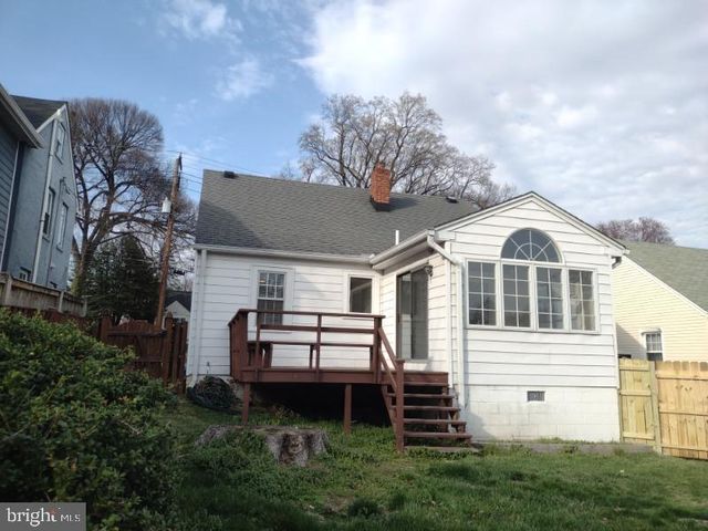 812 FOREST GLEN RD, Silver Spring, MD 20901