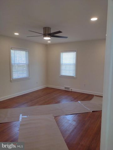 812 FOREST GLEN RD, Silver Spring, MD 20901