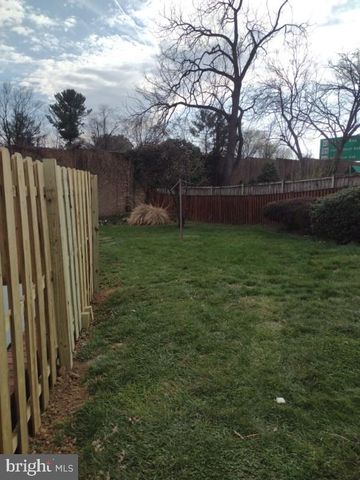 812 FOREST GLEN RD, Silver Spring, MD 20901