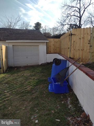 812 FOREST GLEN RD, Silver Spring, MD 20901