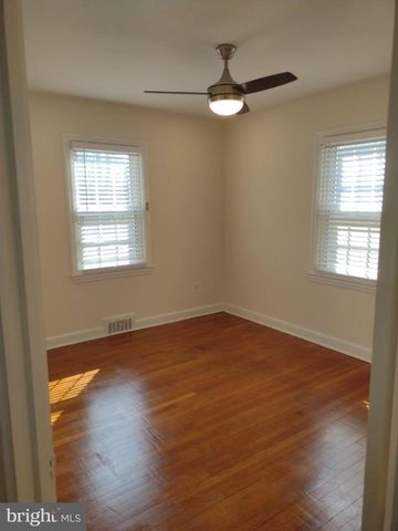 812 FOREST GLEN RD, Silver Spring, MD 20901