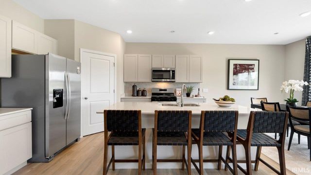 6656 Jerome Park Place, Fort Wayne, IN 46835