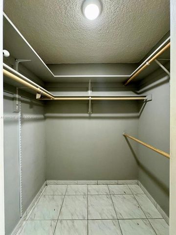 2505 SW 126th Ave, Miami, FL 33175