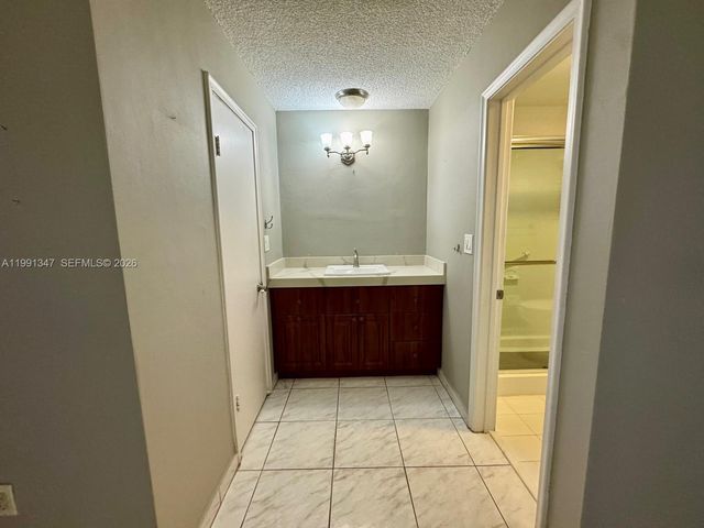 2505 SW 126th Ave, Miami, FL 33175