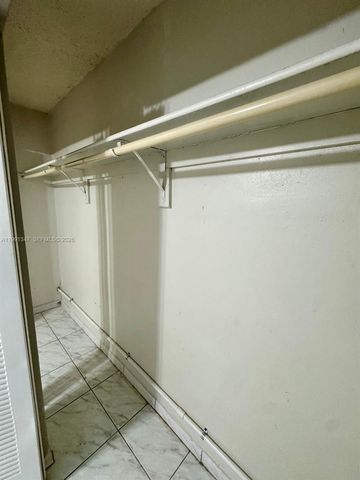 2505 SW 126th Ave, Miami, FL 33175