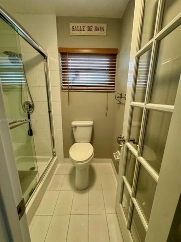 2505 SW 126th Ave, Miami, FL 33175