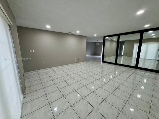 2505 SW 126th Ave, Miami, FL 33175