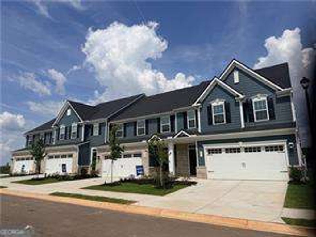 1013 Dumfries Court, Mcdonough, GA 30253