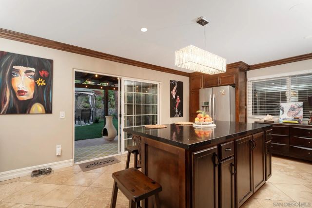18097 Valladares, San Diego, CA 92127