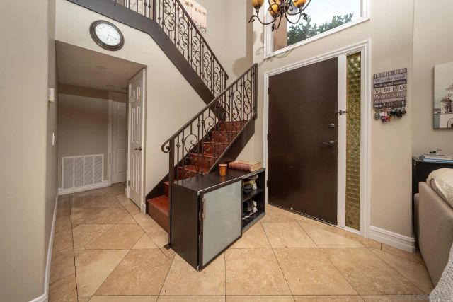 18097 Valladares, San Diego, CA 92127