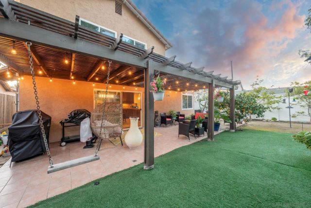 18097 Valladares, San Diego, CA 92127