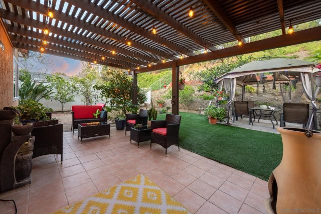 18097 Valladares, San Diego, CA 92127