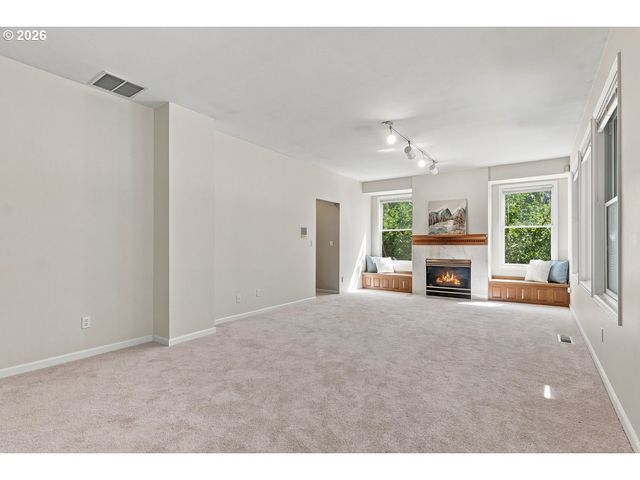 16240 Sw NIGHTHAWK Dr, Beaverton, OR 97007