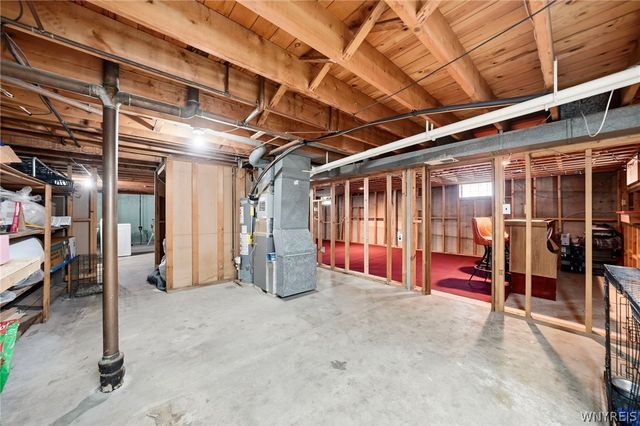 9 Marann Terrace, West Seneca, NY 14206