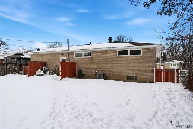 9 Marann Terrace, West Seneca, NY 14206