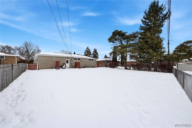 9 Marann Terrace, West Seneca, NY 14206