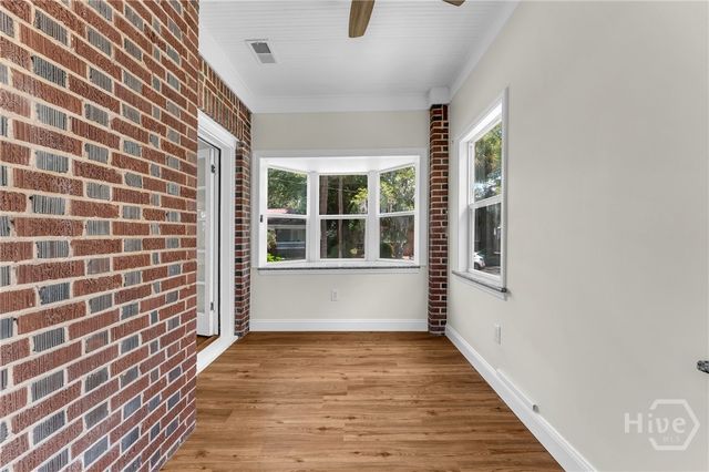 125 E 54th Street, Savannah, GA 31405