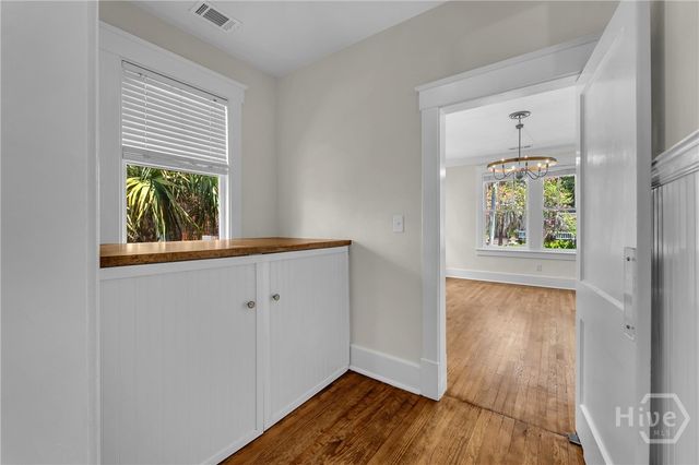 125 E 54th Street, Savannah, GA 31405