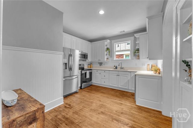 125 E 54th Street, Savannah, GA 31405