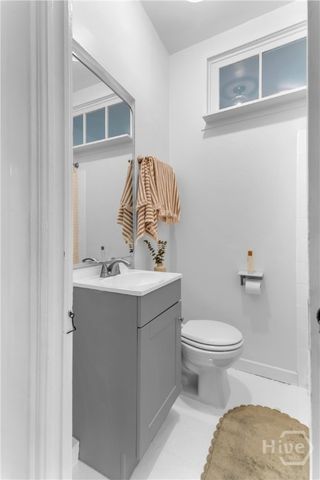 125 E 54th Street, Savannah, GA 31405