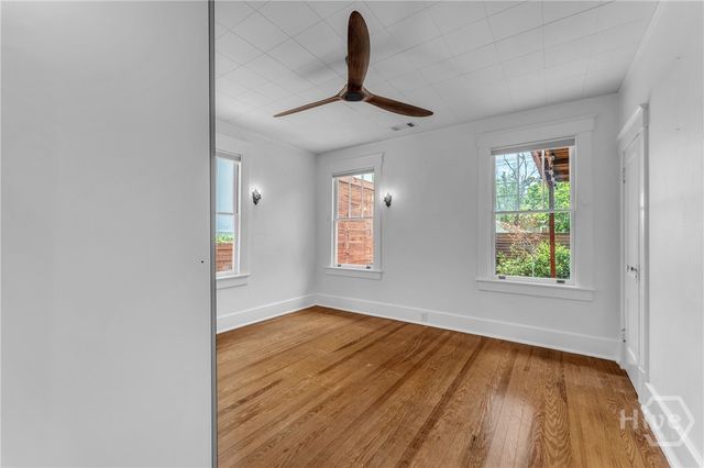 125 E 54th Street, Savannah, GA 31405