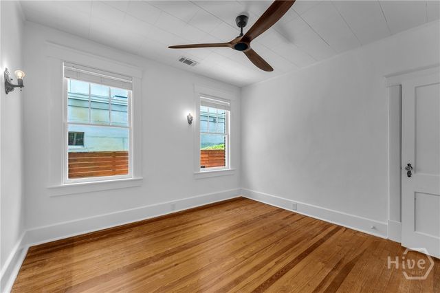 125 E 54th Street, Savannah, GA 31405