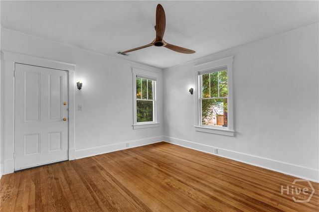 125 E 54th Street, Savannah, GA 31405
