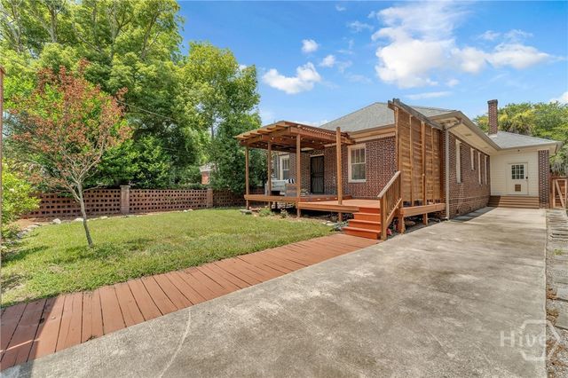 125 E 54th Street, Savannah, GA 31405