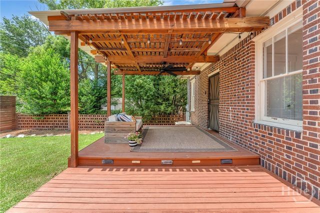 125 E 54th Street, Savannah, GA 31405