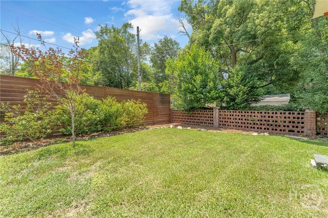 125 E 54th Street, Savannah, GA 31405