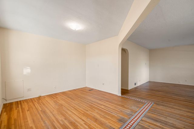 701 Laguayra Drive NE, Albuquerque, NM 87108