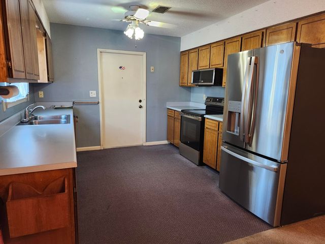 550 Brian Circle, Mary Esther, FL 32569