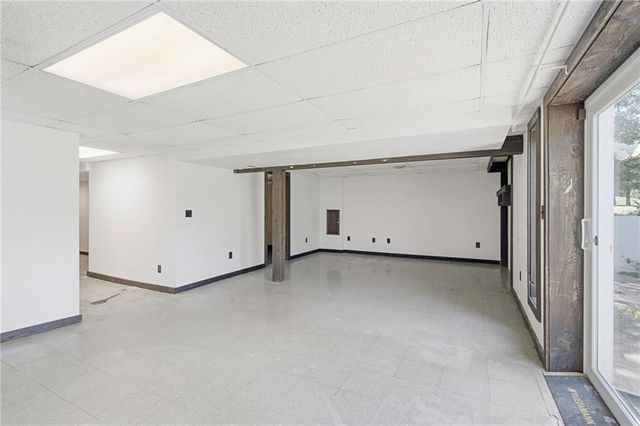 20208 S Bridle Lane, Peculiar, MO 64078
