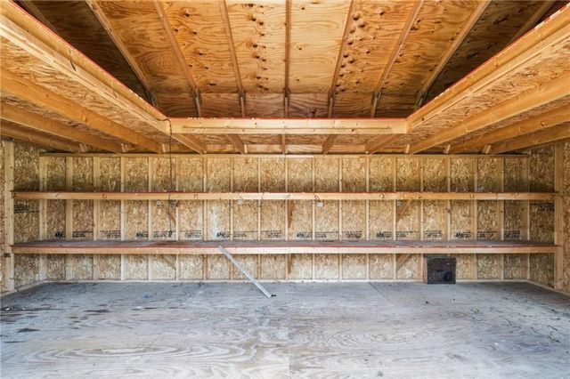 20208 S Bridle Lane, Peculiar, MO 64078