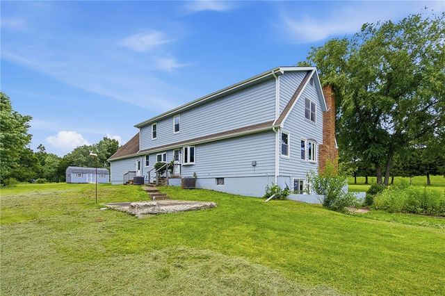 20208 S Bridle Lane, Peculiar, MO 64078