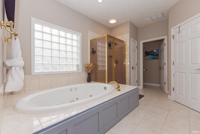 5108 W Pineridge Drive, Muncie, IN 47304