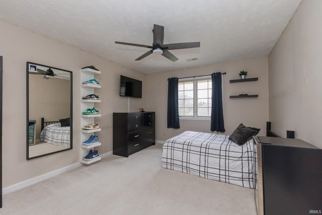 5108 W Pineridge Drive, Muncie, IN 47304