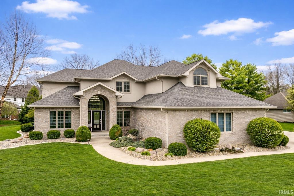 5108 W Pineridge Drive, Muncie, IN 47304